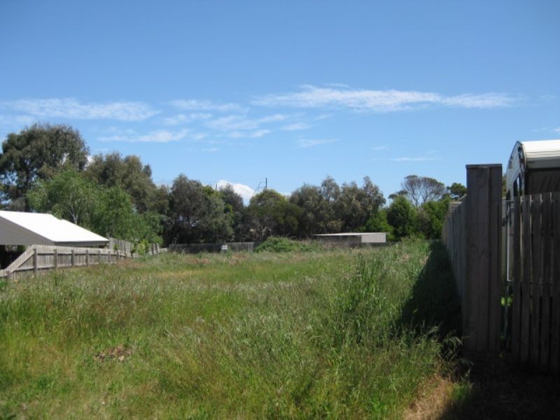 2 Egret Court, Rosebud West VIC 3940