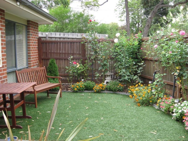 28 Leura Crescent, Rosebud VIC 3939