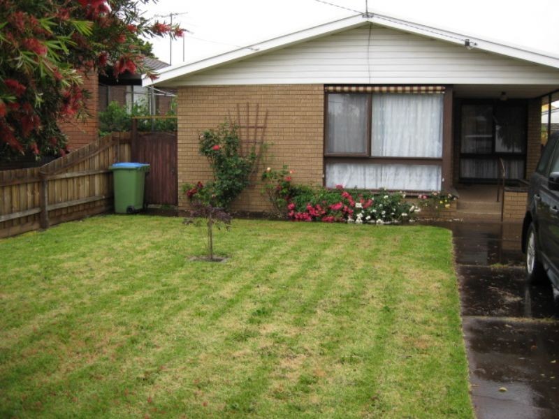 160 Eighth Avenue, Rosebud VIC 3939