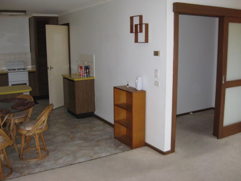 160 Eighth Avenue, Rosebud VIC 3939