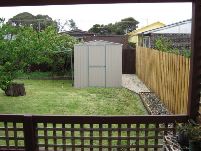 160 Eighth Avenue, Rosebud VIC 3939