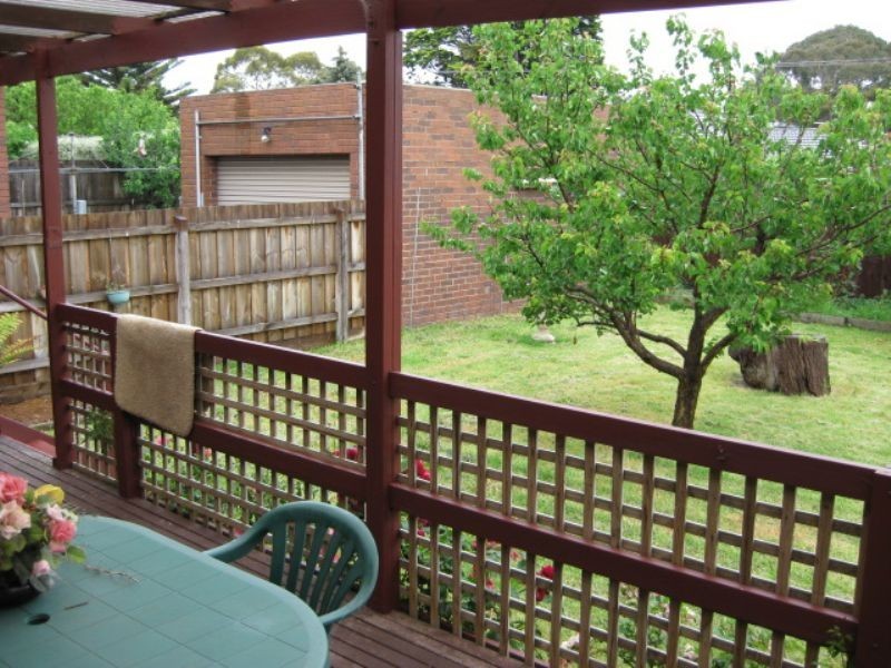 160 Eighth Avenue, Rosebud VIC 3939