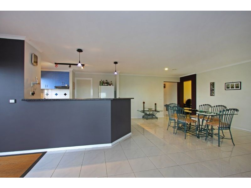 12 Currawong Court, Rosebud West VIC 3940