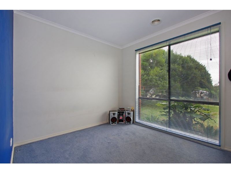 12 Currawong Court, Rosebud West VIC 3940