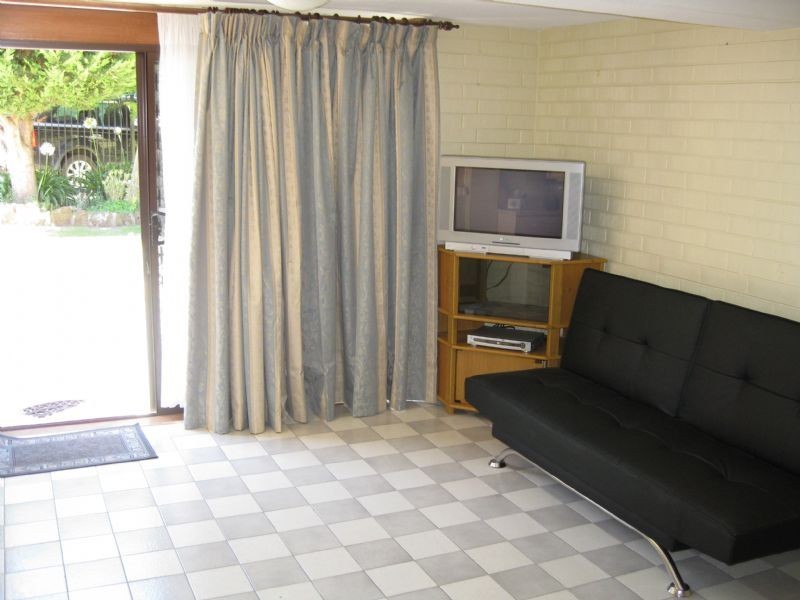 17 Yoorala Road, Rye VIC 3941