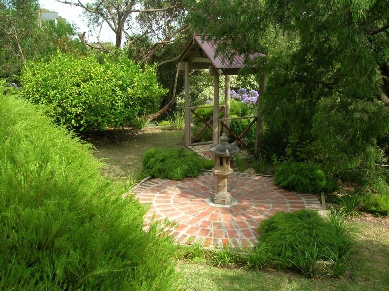 12 Somers Avenue, Mccrae VIC 3938