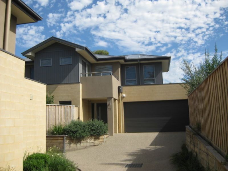 11 Wilfred Street, Rosebud VIC 3939