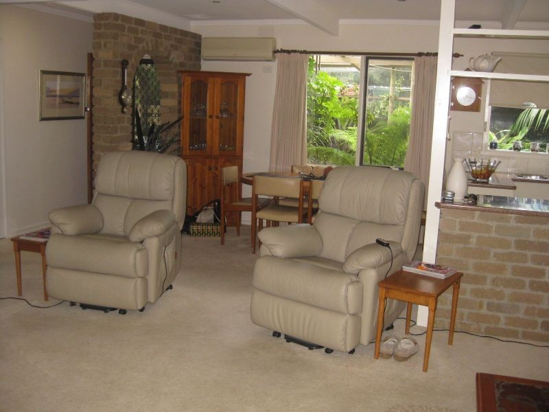 128 Foam Street, Rosebud VIC 3939