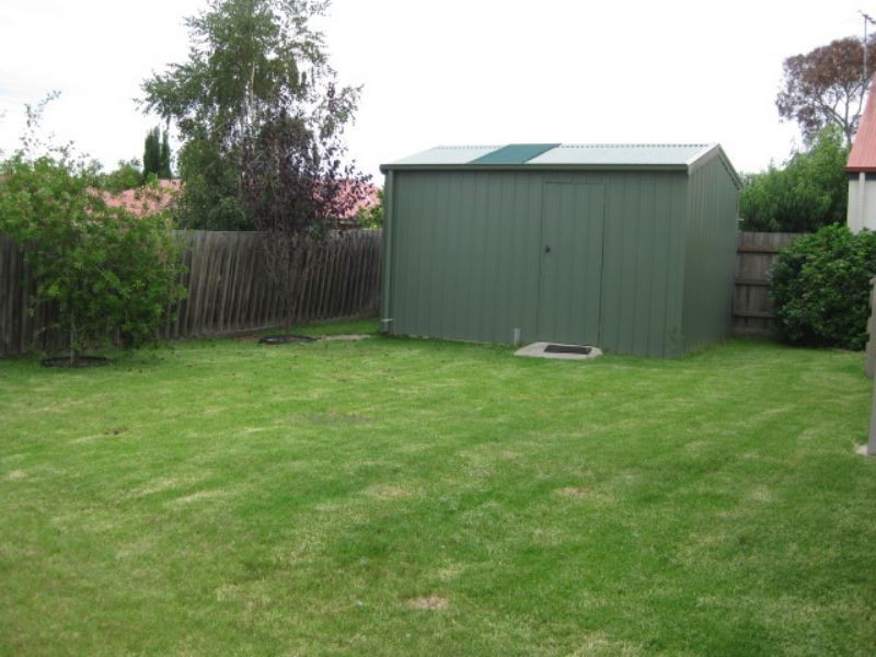60 Banksia Place, Rosebud VIC 3939