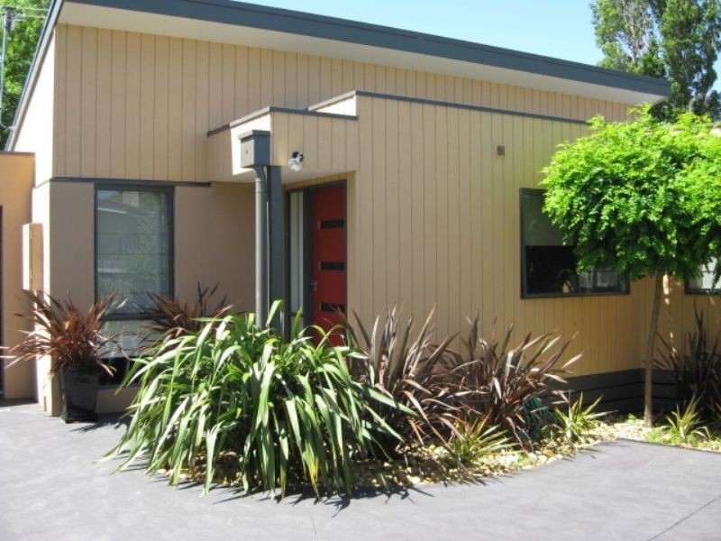 2/3 Wattle Road, Mccrae VIC 3938