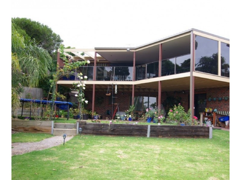 86 Flinders Street, Mccrae VIC 3938