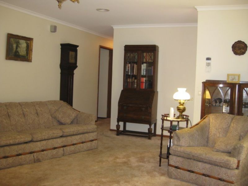 2 Bromley Street, Rosebud VIC 3939