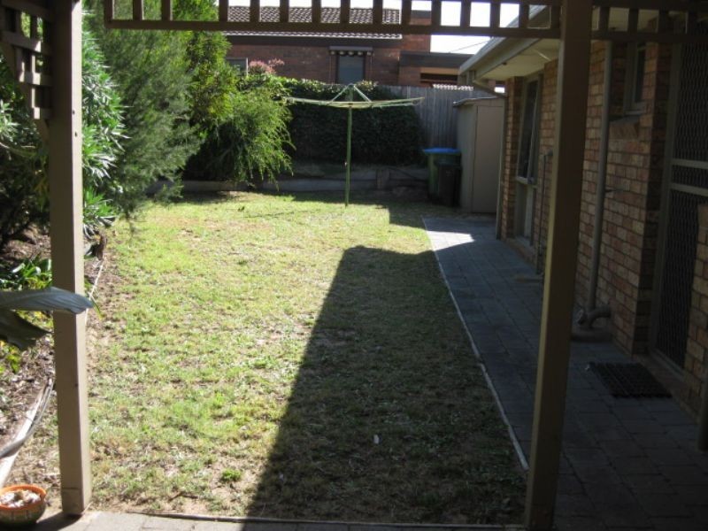 2 Bromley Street, Rosebud VIC 3939