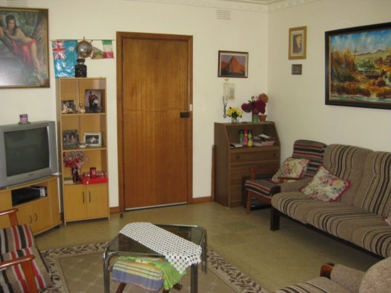 63 Foam Street, Rosebud VIC 3939