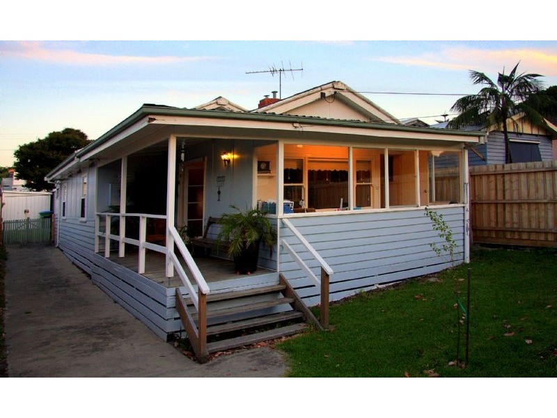 55 Fourth Avenue, Rosebud VIC 3939