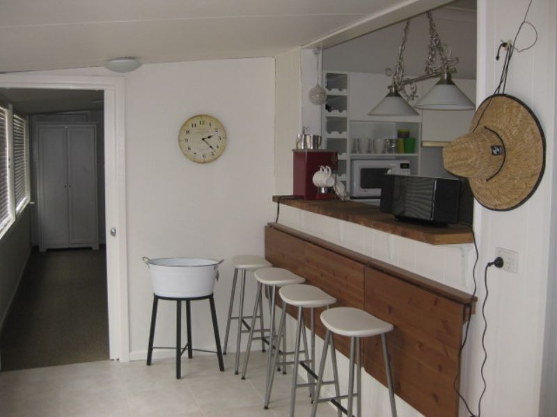 9 Florence Avenue, Rosebud West VIC 3940