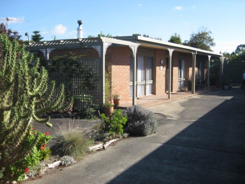 76 Potton Ave, Rosebud VIC 3939