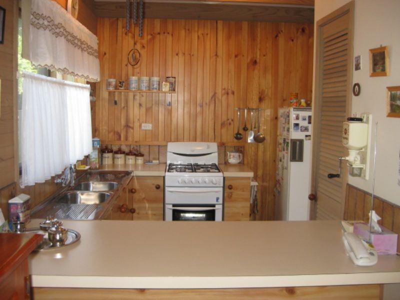 76 Potton Ave, Rosebud VIC 3939