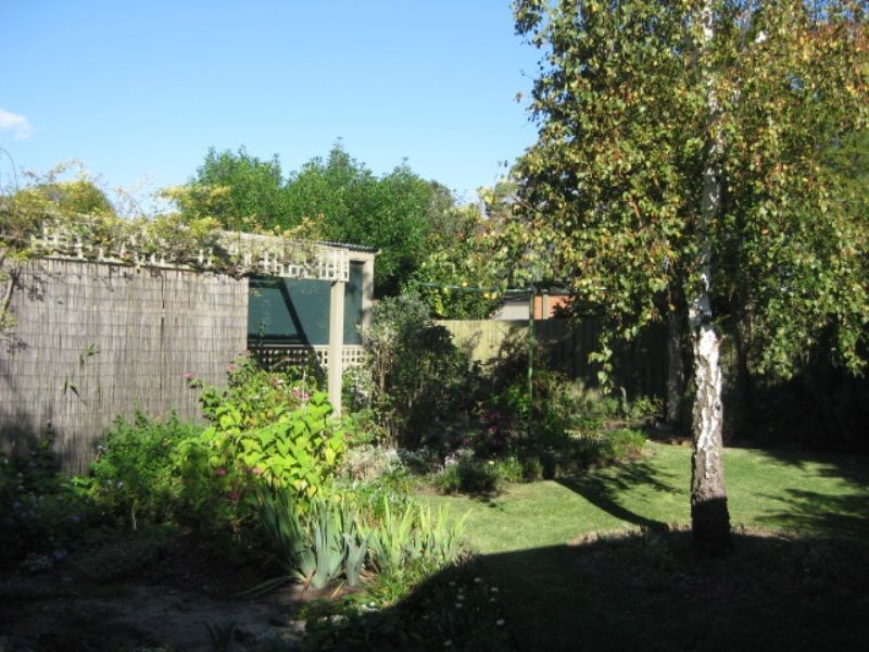 76 Potton Ave, Rosebud VIC 3939