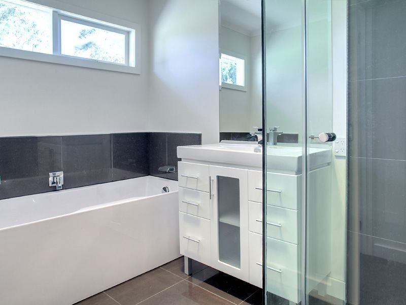 13 The Avenue, Rosebud West VIC 3940