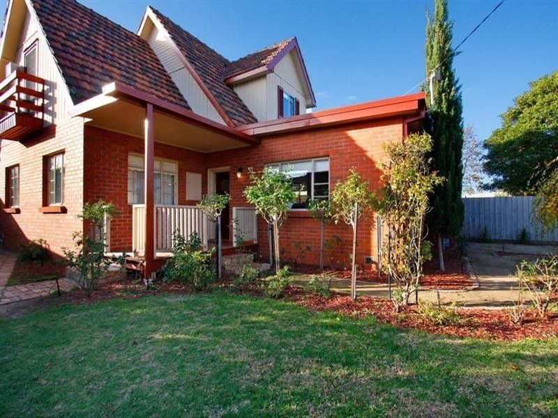 4 Coorabong Avenue, Rosebud VIC 3939