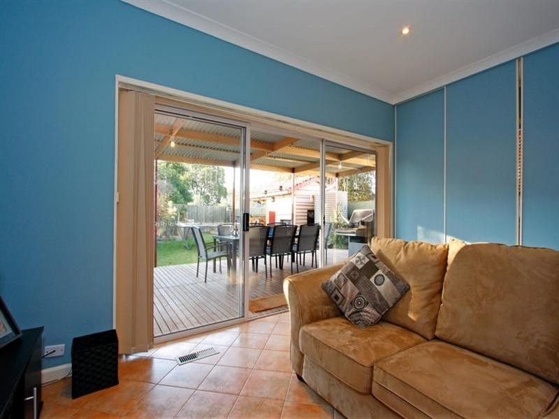 4 Coorabong Avenue, Rosebud VIC 3939