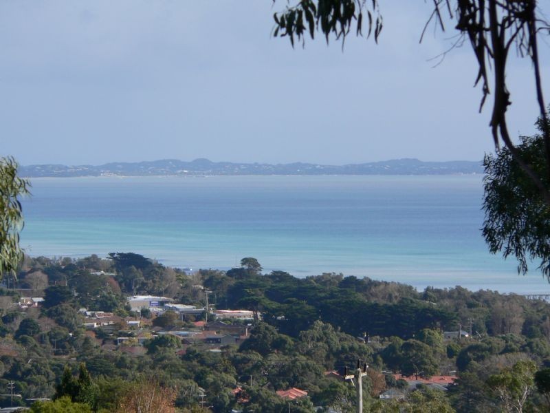 13 Bowen Street, Mccrae VIC 3938