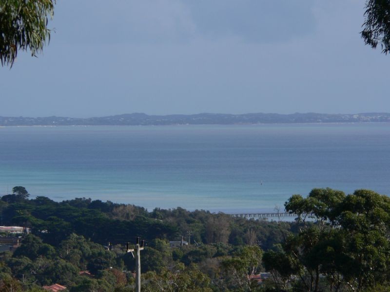 13 Bowen Street, Mccrae VIC 3938