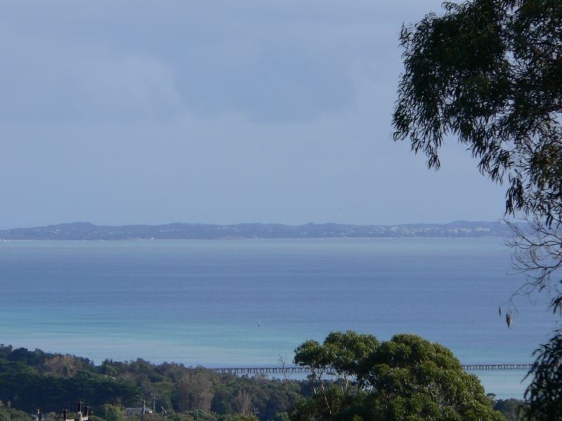 13 Bowen Street, Mccrae VIC 3938