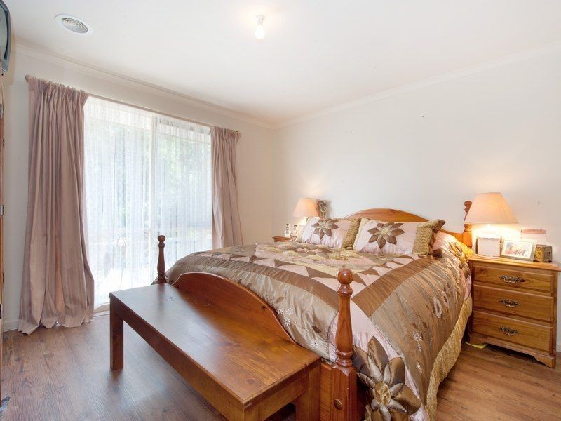 30 Whimbrel Court, Rosebud West VIC 3940
