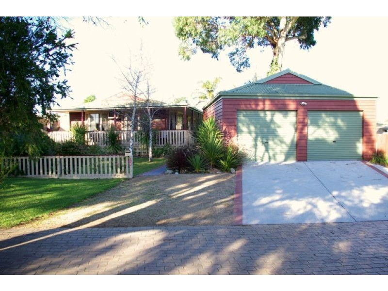 63 Sunningdale Road, Rosebud VIC 3939