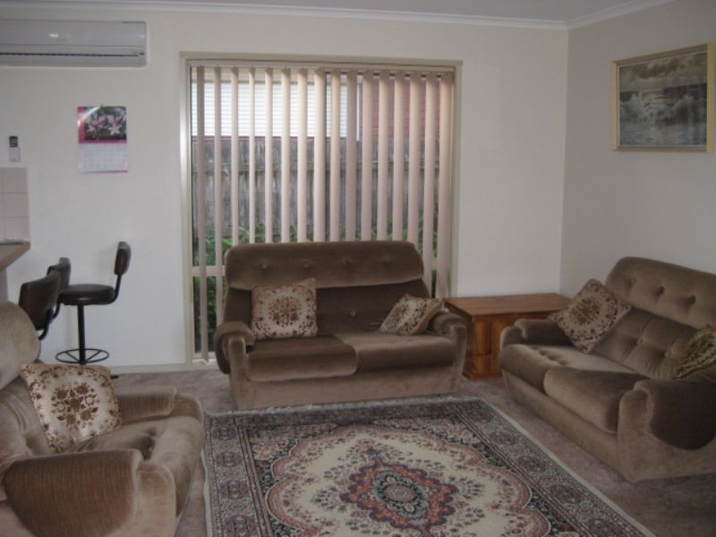 129 Third Avenue, Rosebud VIC 3939