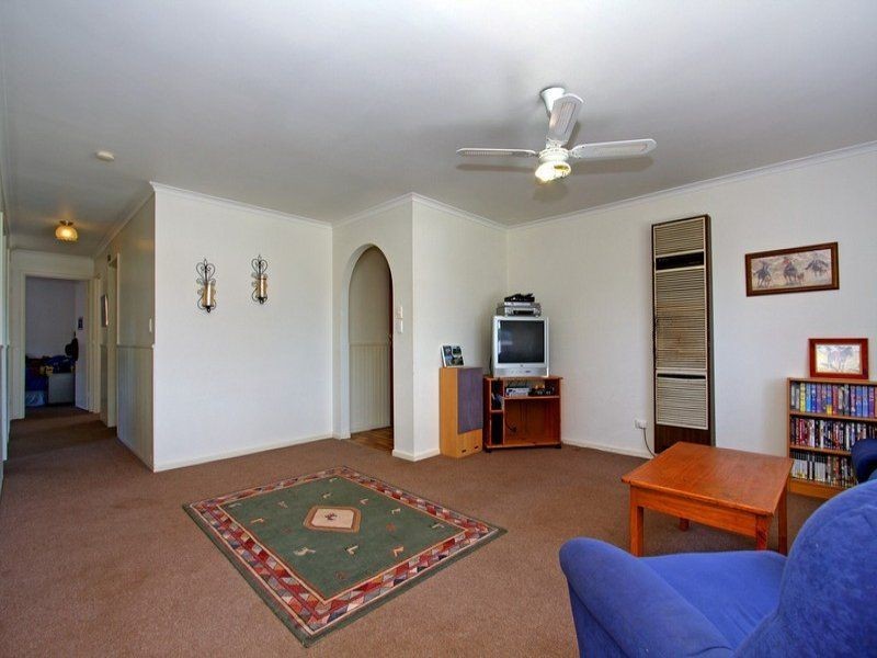 44 Hove Road, Rosebud VIC 3939