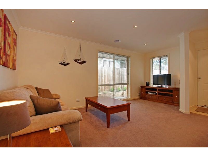 125 First Avenue, Rosebud VIC 3939