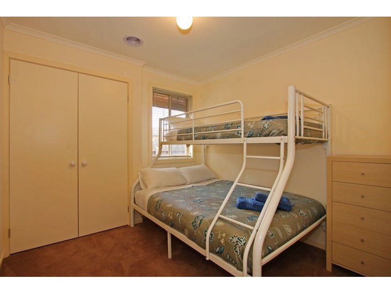 125 First Avenue, Rosebud VIC 3939