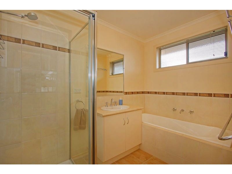 125 First Avenue, Rosebud VIC 3939