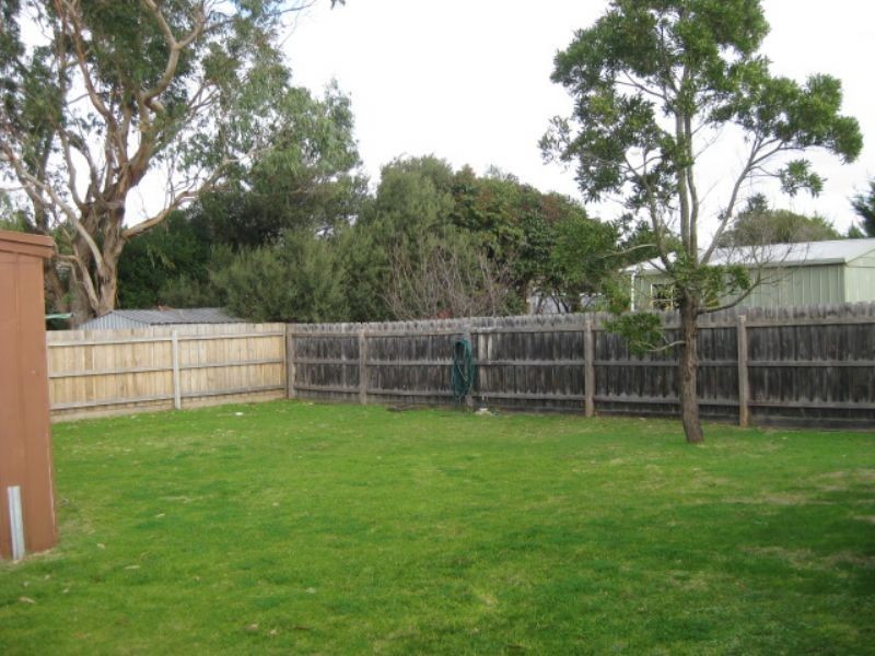 13 Sundew Avenue, Rosebud West VIC 3940