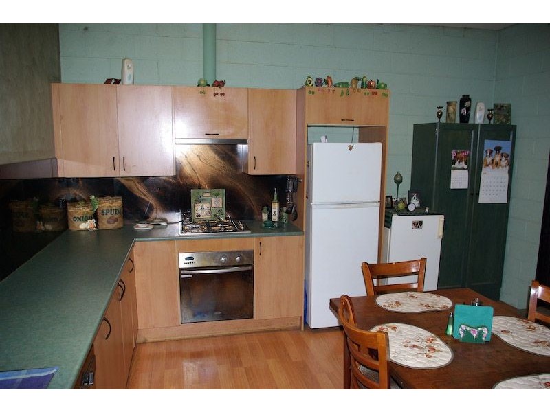 1/2 David Court, Rosebud West VIC 3940