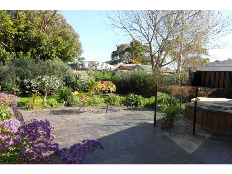 52 Sunningdale Road, Rosebud VIC 3939