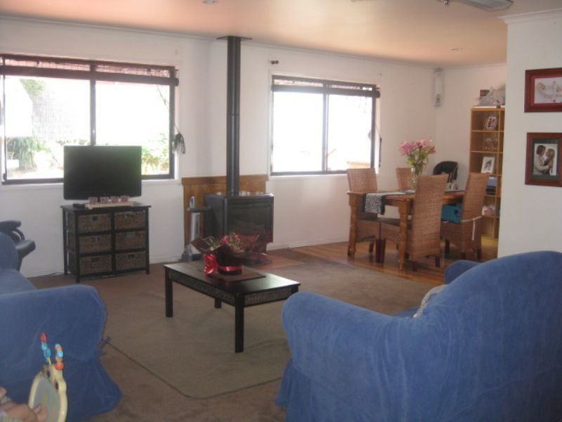 120 Fourth Avenue, Rosebud VIC 3939