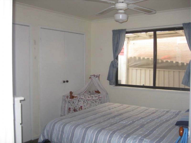 120 Fourth Avenue, Rosebud VIC 3939