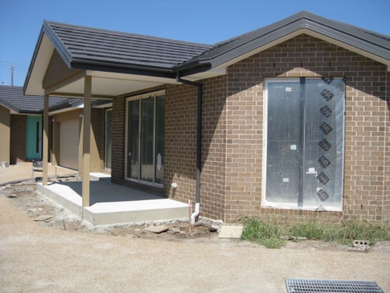 2/30 Warranilla Avenue, Rosebud VIC 3939