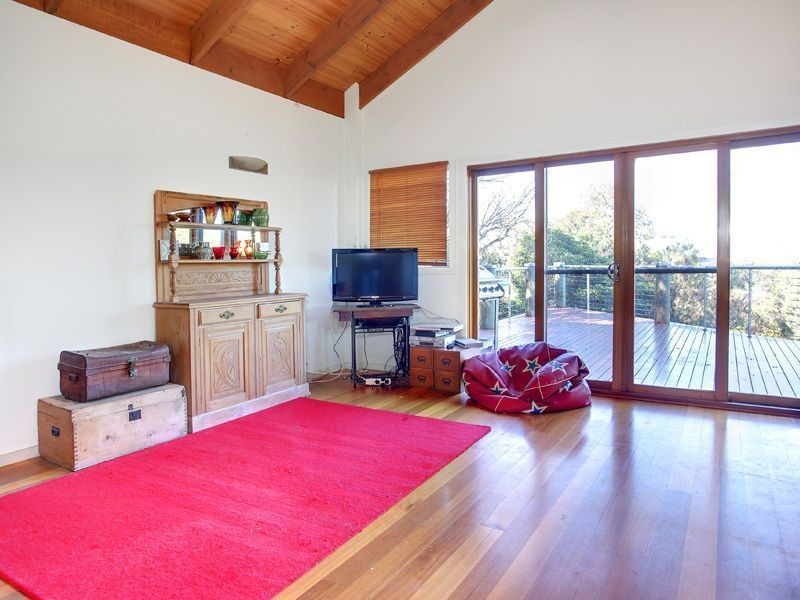 16 Bowen Street, Mccrae VIC 3938