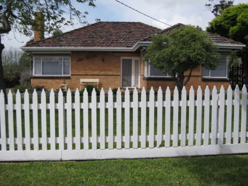 9 Thomas Street, Rosebud VIC 3939