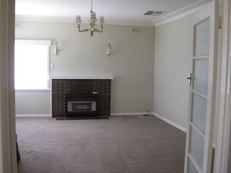 9 Thomas Street, Rosebud VIC 3939