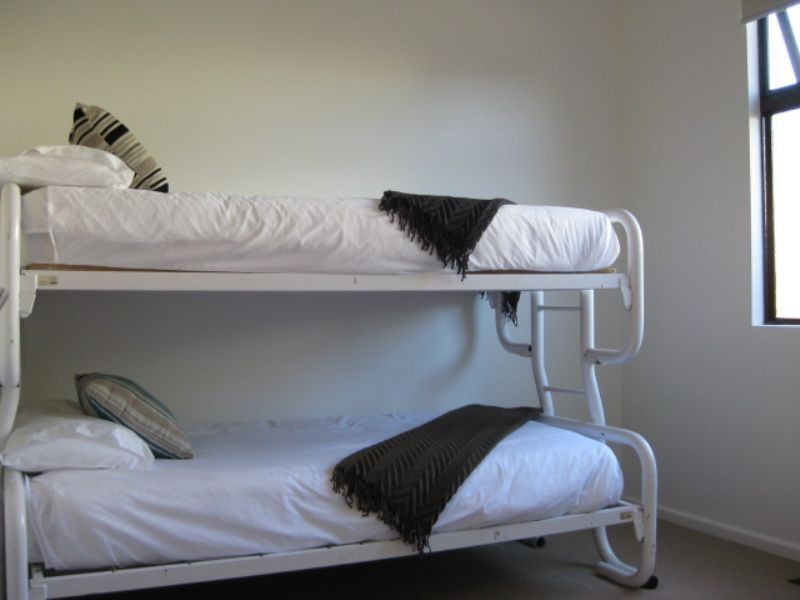 4/4 Grenville Grove, Rosebud West VIC 3940