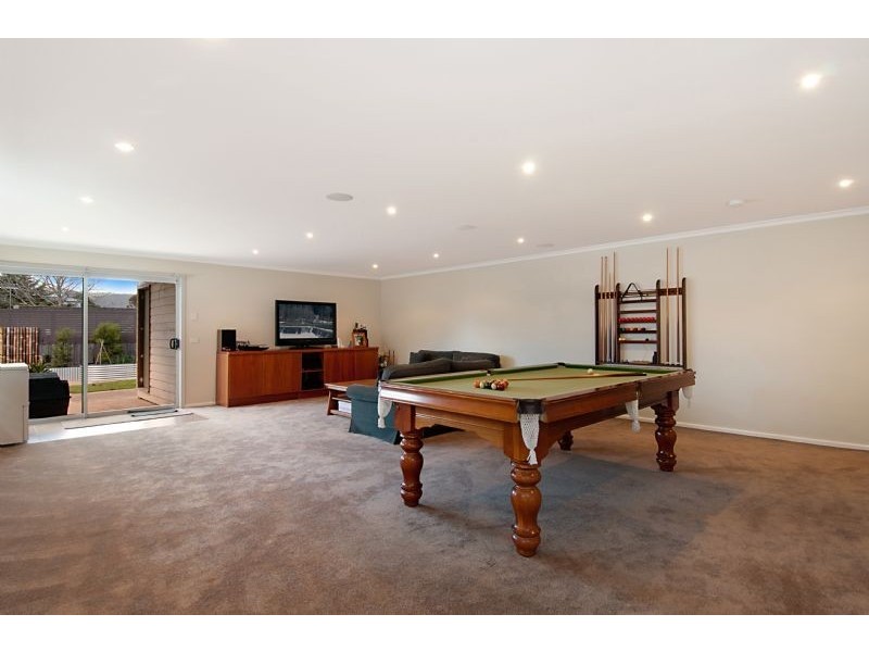 83 Ninth Avenue, Rosebud VIC 3939