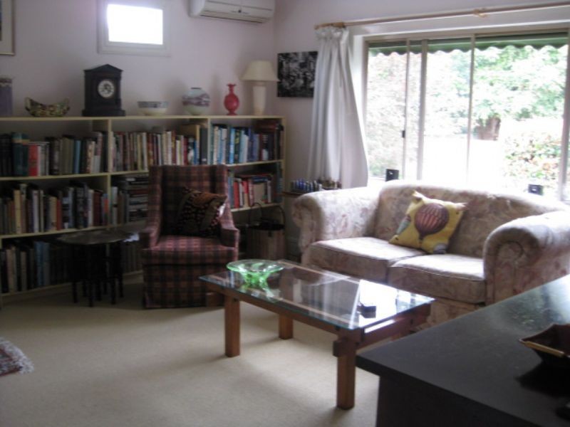 69 FIRST AVENUE, Rosebud VIC 3939