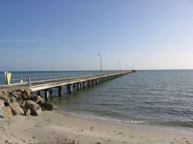 108 Seventh Avenue, Rosebud VIC 3939