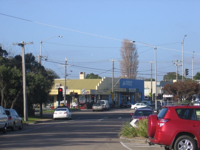 108 Seventh Avenue, Rosebud VIC 3939